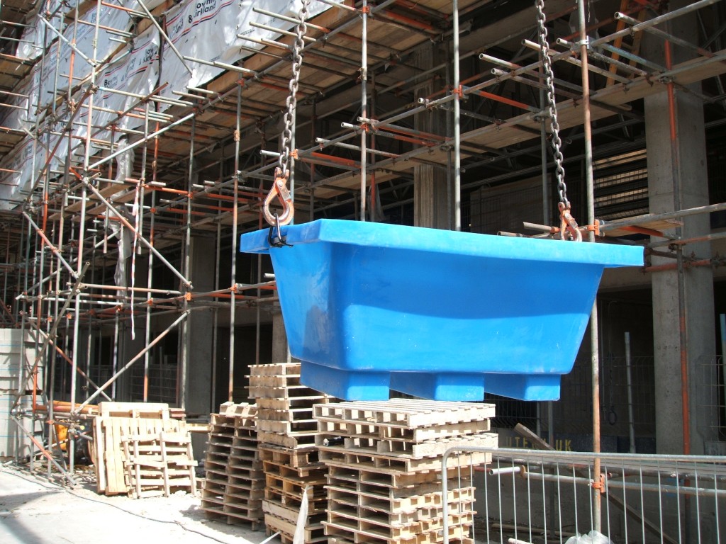Crane Lift Mortar Tub 333 Litre Blue Dragon Building Products